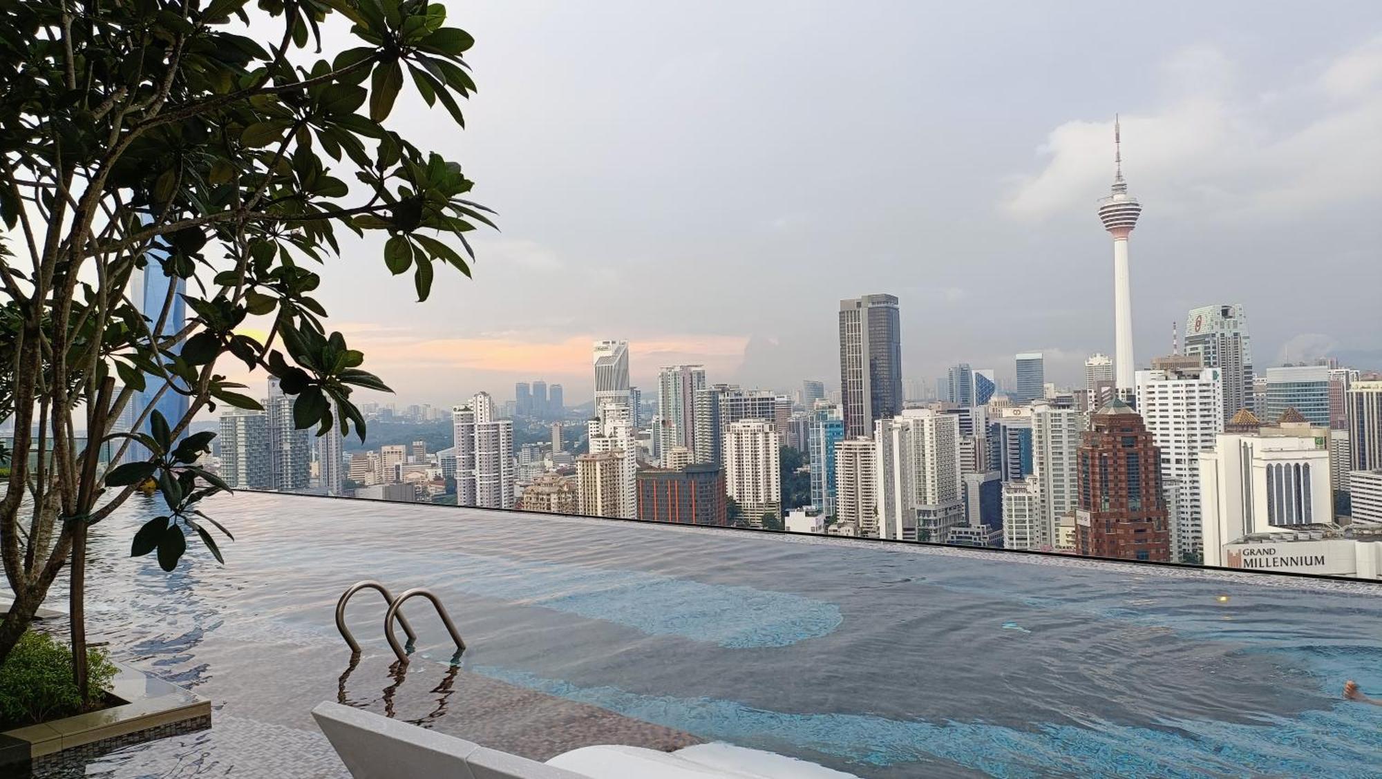 The Axon Suites Bukit Bintang Klcc By Skyscraper Kuala Lumpur Exterior photo